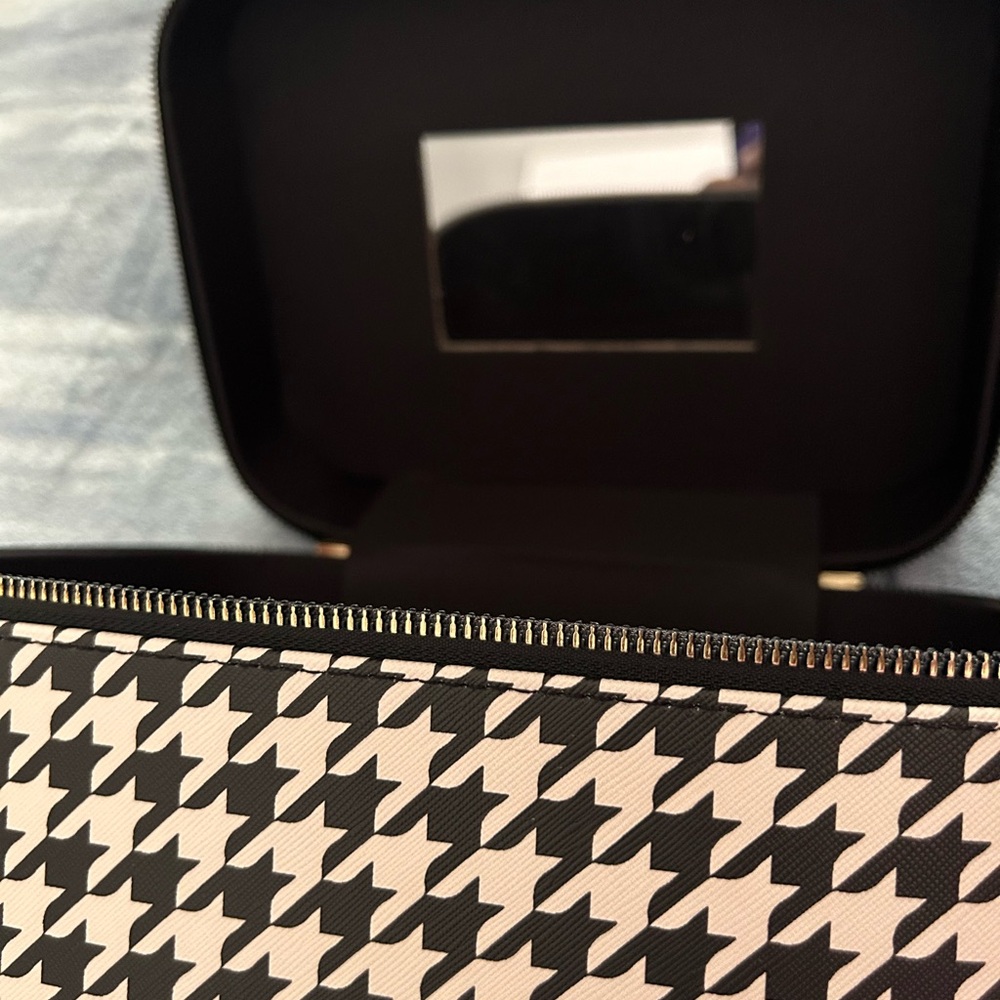 Cosmetic Case